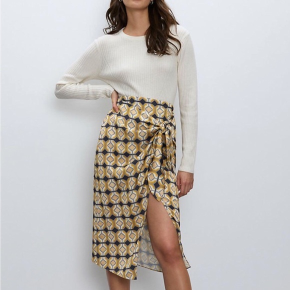 Babaton Dresses & Skirts - Babaton Bello Skirt